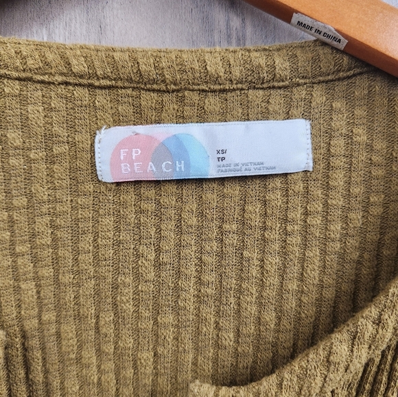 Free People Beach Blossom Button-Up T-Shirt Dress in Mustard Size XS/TP Women's - Picture 7 of 9